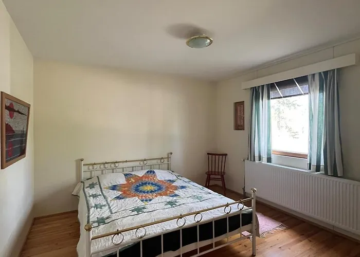 度假居 Lakeside House In